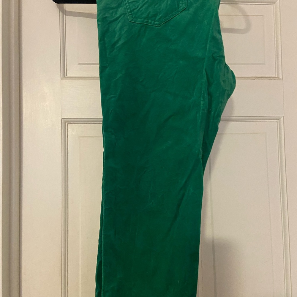 Size 16 Vineyard Vines green velvet pants